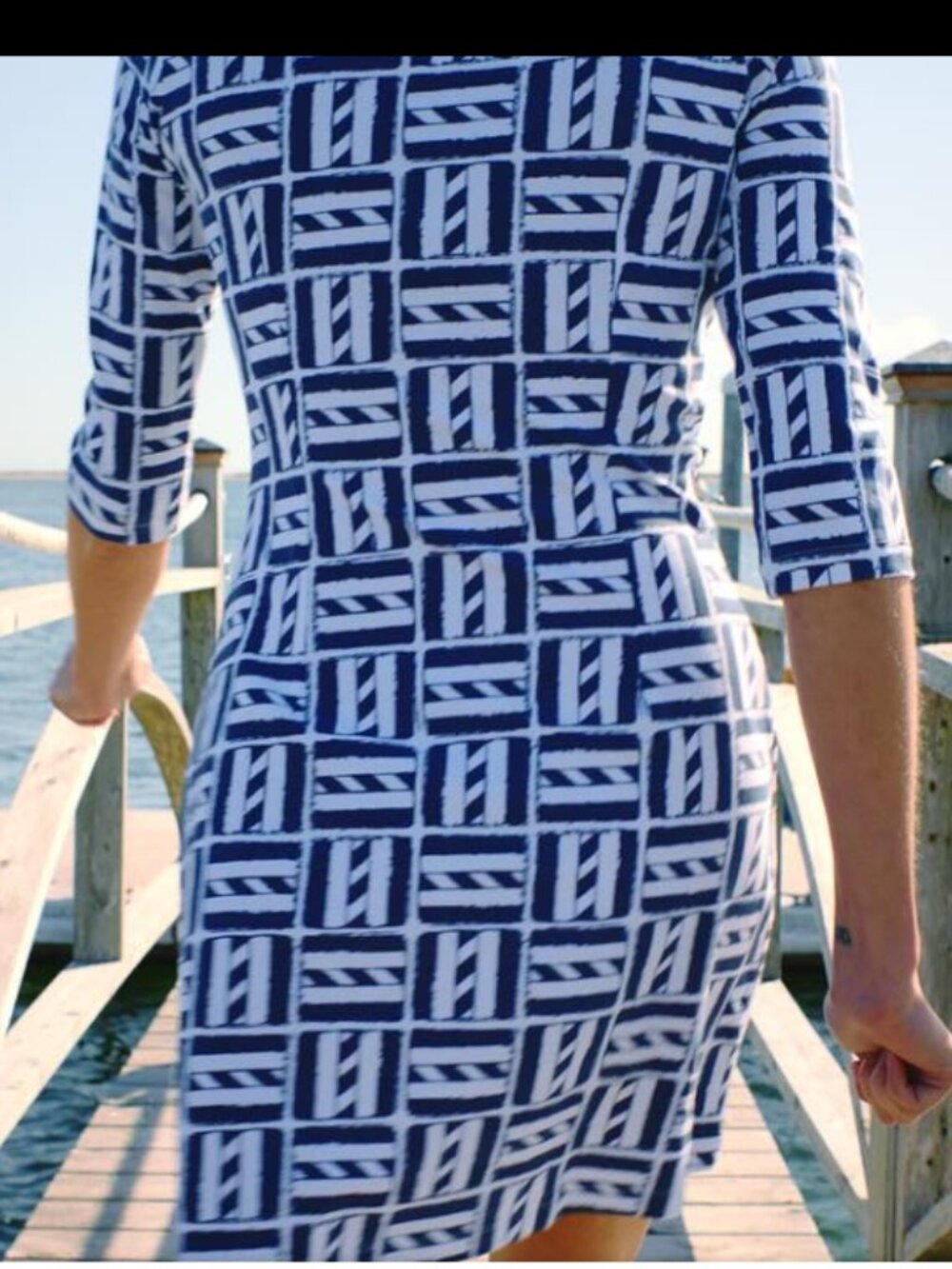 MAHI GOLD Navy and White Cape Cod Boatneck Bimini Dress size M